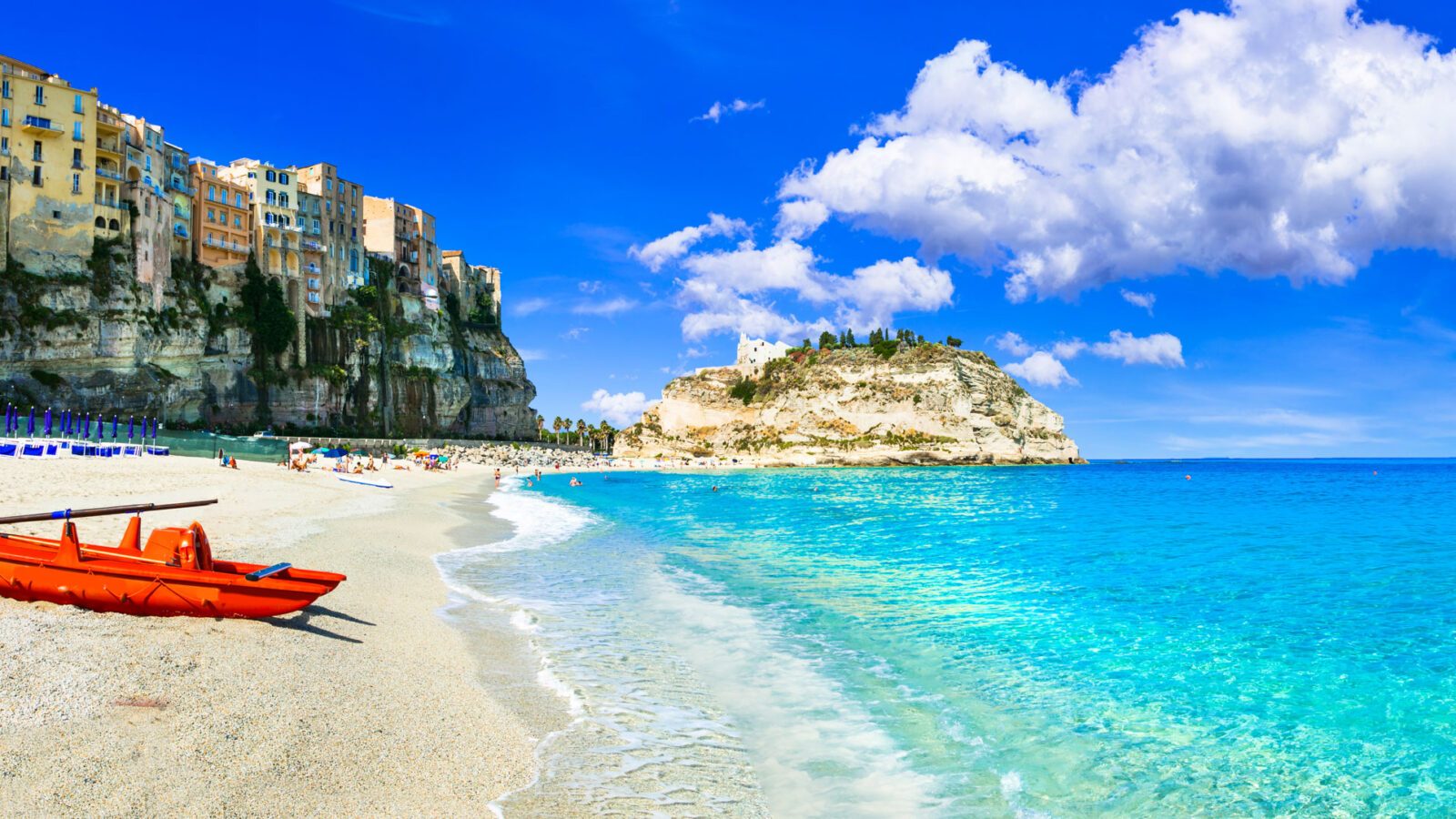 Best beaches and beautiful coastal towns of Italy - Tropea in Ca