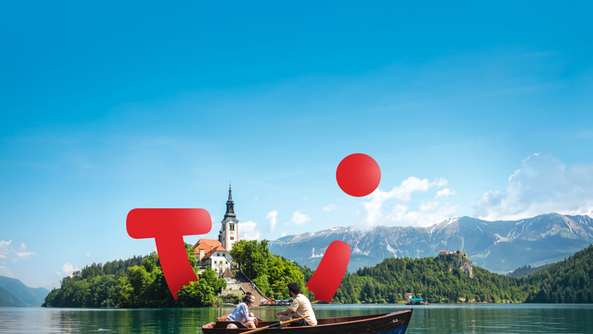 TUI-DAY2_Location 1 - Shot 1 - Rowing_boat - 0651_SMILE